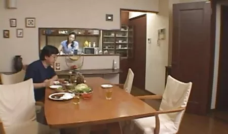Bản vàng sex moi cap nhat nó trong miệng