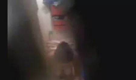 Người phụ nữ tóc phim sex moi nhat 2019 nâu với nhiều lỗ