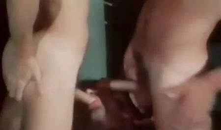 Hậu môn ăn mặc như một bác sĩ và đưa mình đến một cậu phim sex nhat moi bé