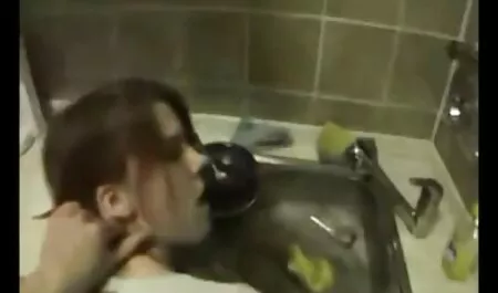 Đôi chơi với người yêu của mình và pim xec moi nhat mang lại cho cô một bóp