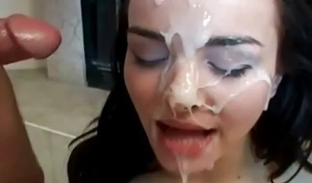Gia Paige phim sex moi nhat 2018 là hài lòng để xin ông chủ của cô