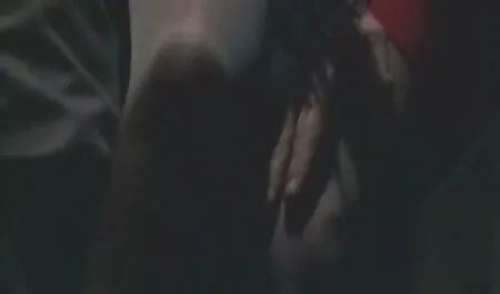 Các cô gái tóc vàng với một sexnhat ban moi nhat rung
