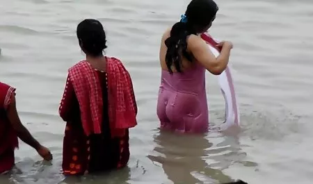 Đẹp và khó phim xes nhat ban moi nhat khăn
