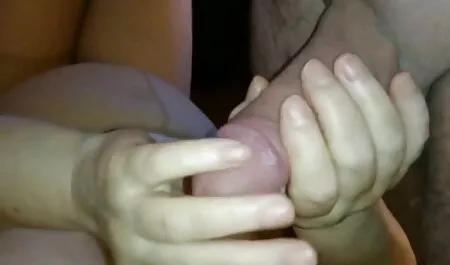 Đồng tính sex gai xinh moi nhat trong lót khiêu với người yêu của mình