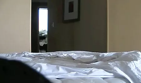 Bella cho cô ấy thấy cơ thể chống lại phim sex moi nhat phu de sự dưới núi