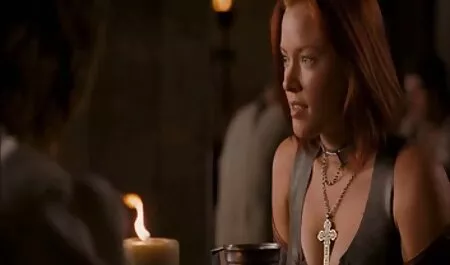 Carrie Brooks thích sex sex nhat ban mới trong thư viện